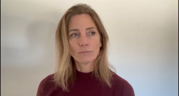 Bilingual Conversation Thumbnail